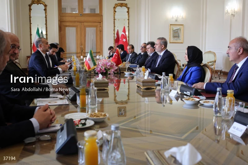 The meeting of the Foreign Ministers of Iran and Turkey