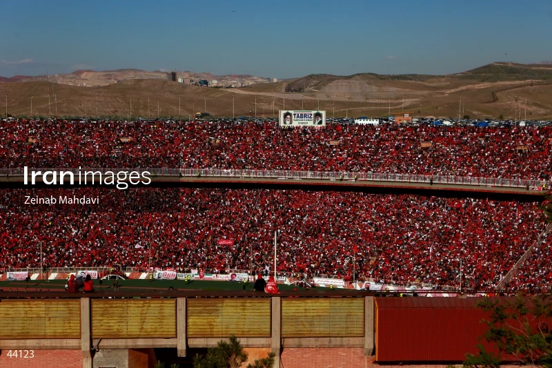 Championship celebration of Tractor Football Club in the 24th Persian Gulf Pro League