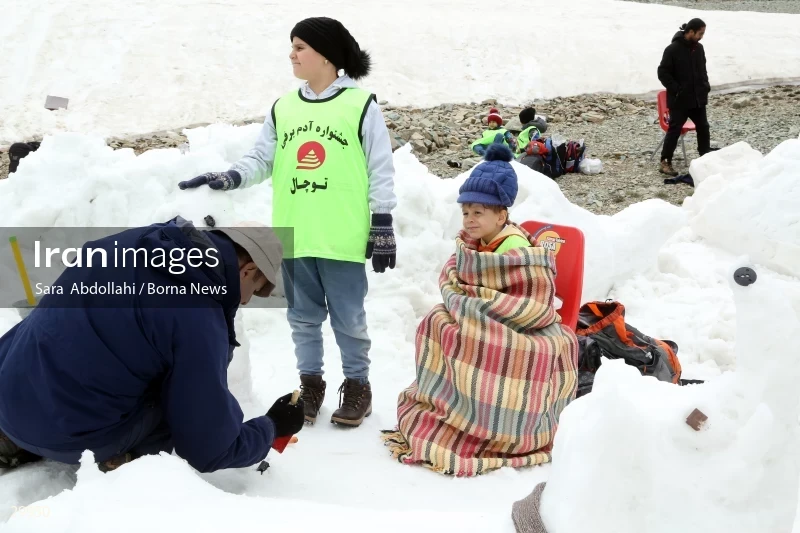 Snowman Festival in Tochal