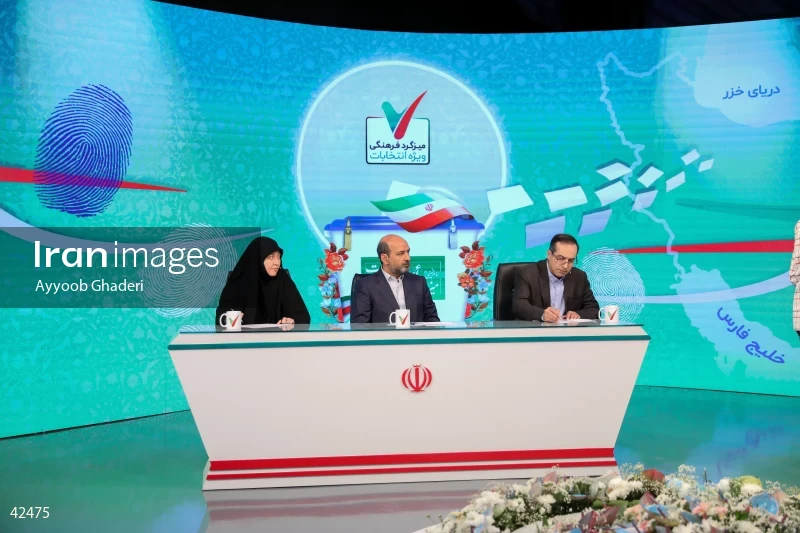 Mohammad Bagher Ghalibaf on the Cultural Roundtable program on Channel Two