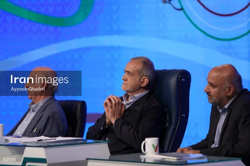 Massoud Pezeshkian on the Economic Roundtable program on Channel Three