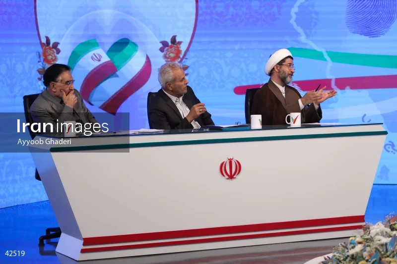 Massoud Pezeshkian on the Economic Roundtable program on Channel Three
