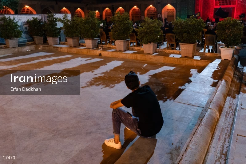 Mourning people in Muharram