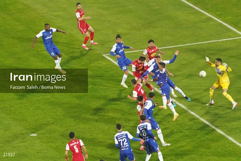 99th derby between Esteghlal and Persepolis football teams