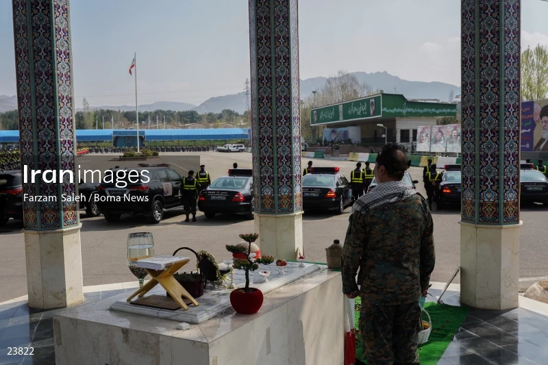 Special Units of FARAJA Hold Exercises