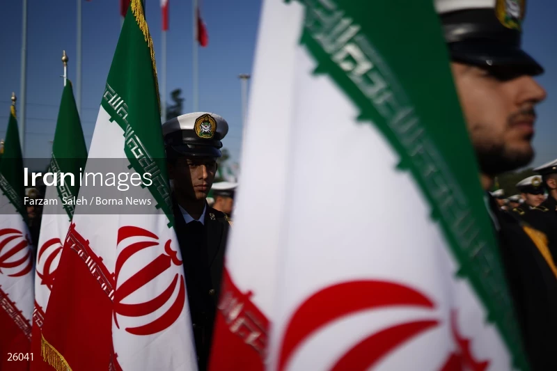 Military Parades Held in Iran on National Army Day
