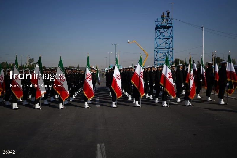 Military Parades Held in Iran on National Army Day