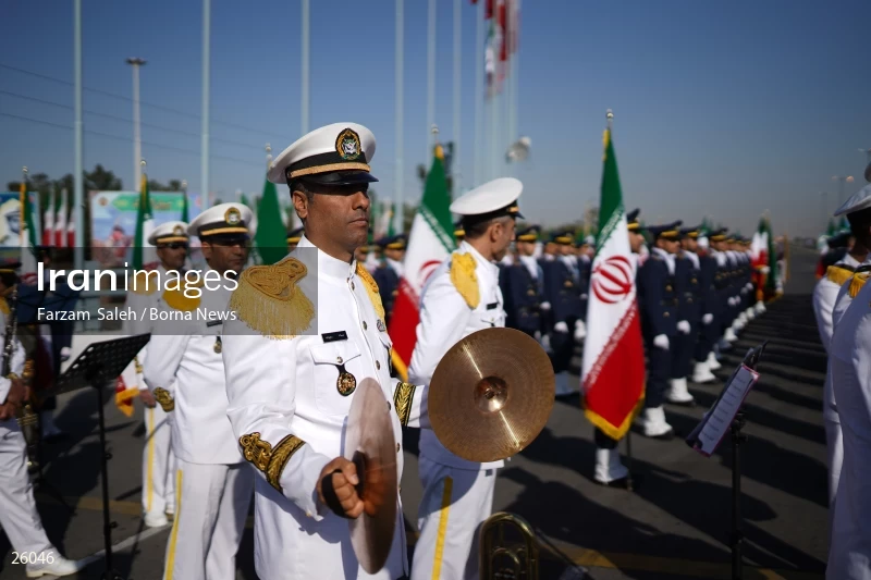 Military Parades Held in Iran on National Army Day