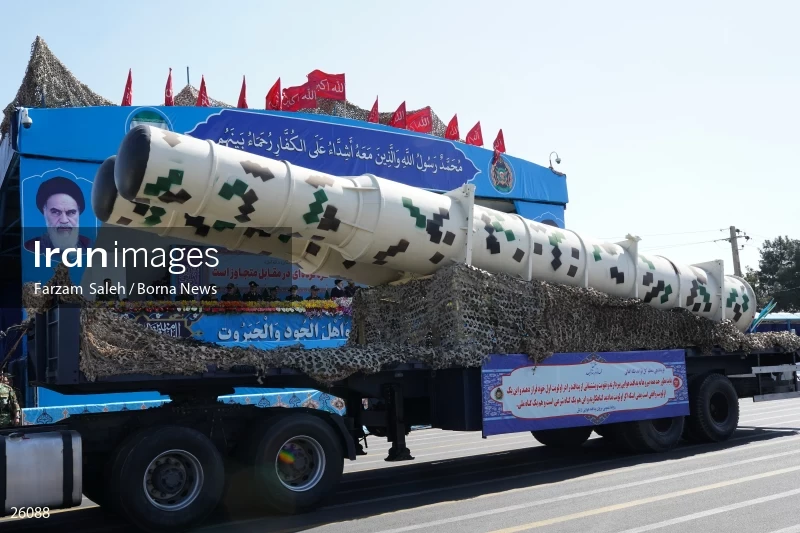 Military Parades Held in Iran on National Army Day