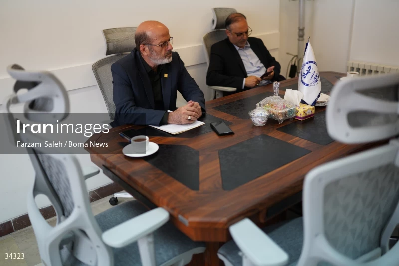 Barna news agency's interview with Hassan Moslemi Naeini