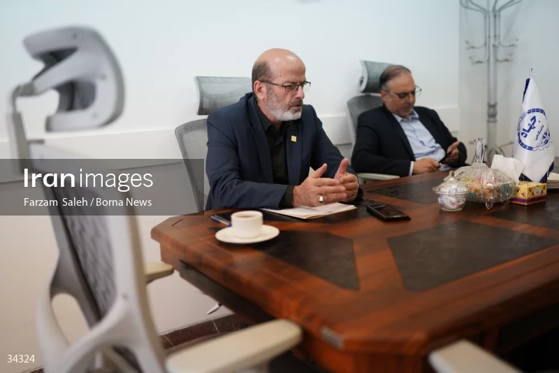 Barna news agency's interview with Hassan Moslemi Naeini