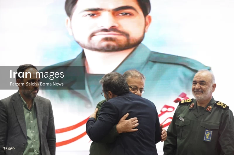 The Seminar on the progress of a strong Iran with promising journalists