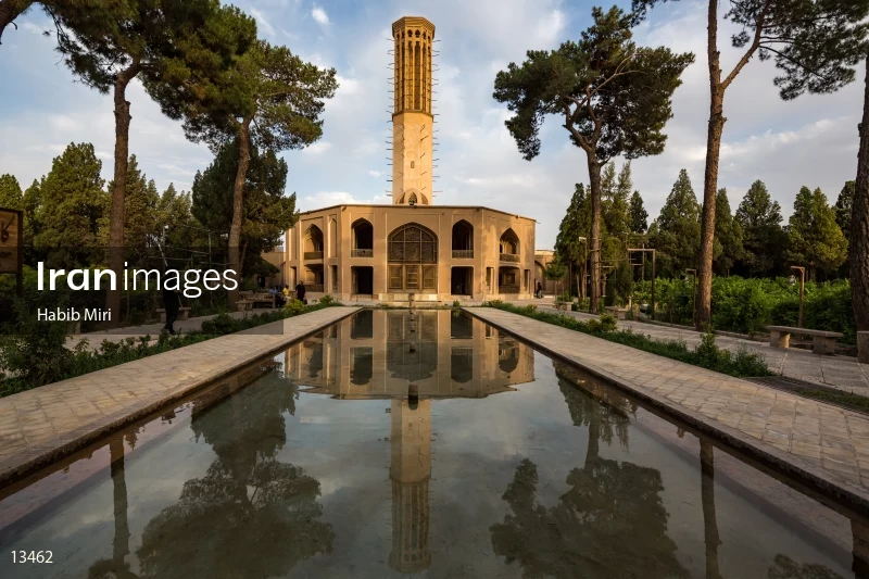 Dowlat Abad Garden