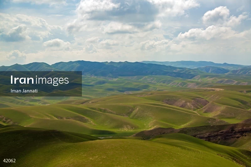 Hezar Masjed Mountains