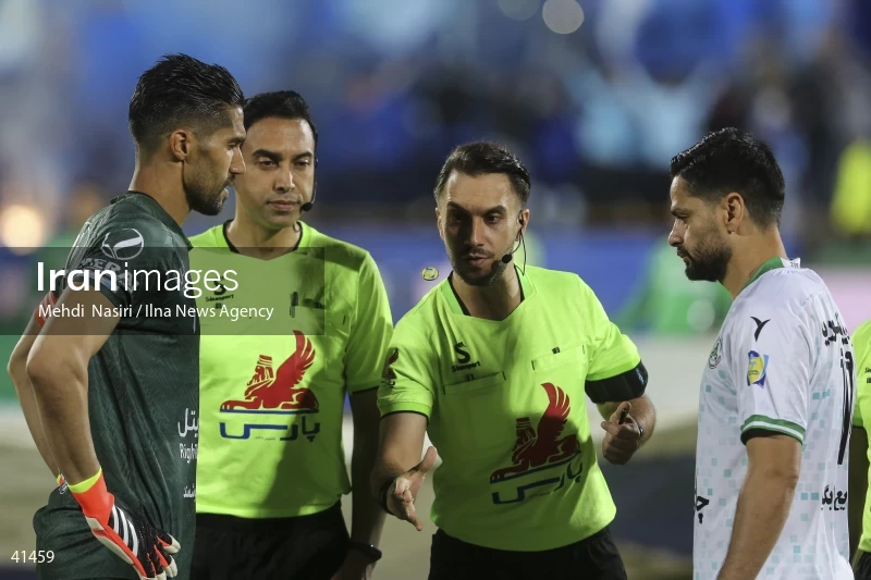 Esteghlal F.C. - Zob Ahan Esfahan F.C.
