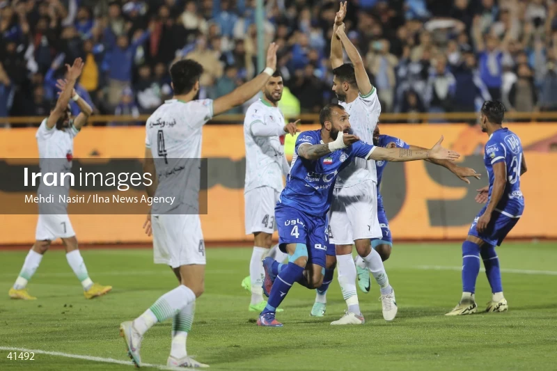 Esteghlal F.C. - Zob Ahan Esfahan F.C.