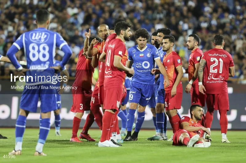 Esteghlal F.C. - Foolad F.C.