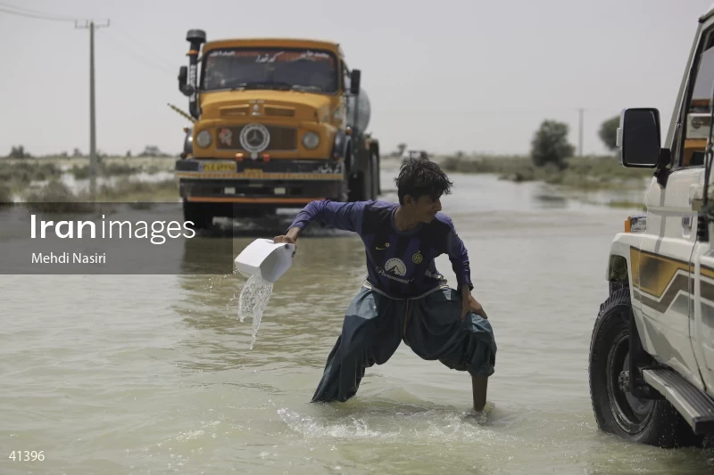 Floods in Dashtiari County