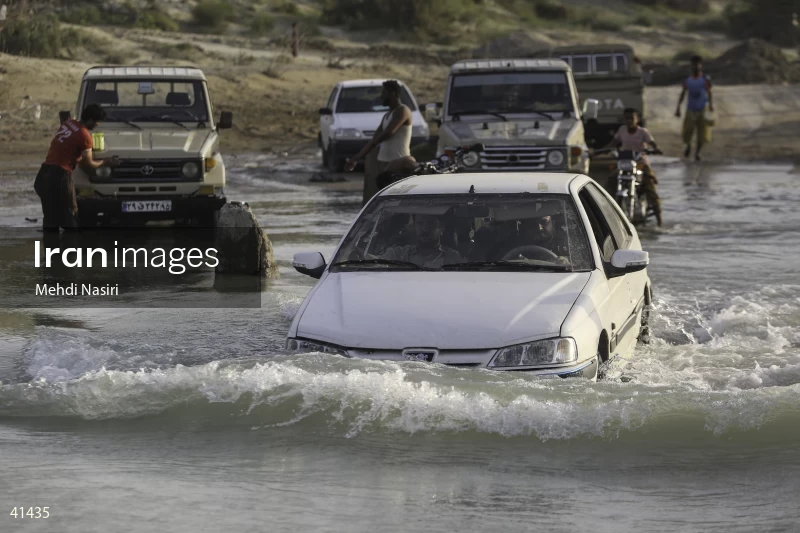 Floods in Dashtiari County