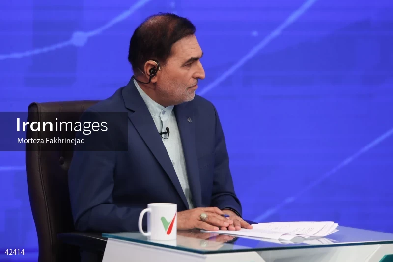 Mostafa Pourmohammadi on the Political Roundtable program on Channel Three
