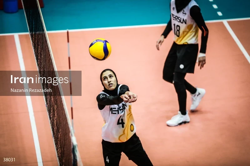 Mehrsun VS Sanat Mes Rafsanjan - Iranian women's volleyball premier league