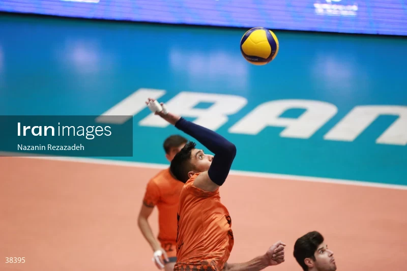 Hoorsun VS Saipa - Iranian men's volleyball premier league