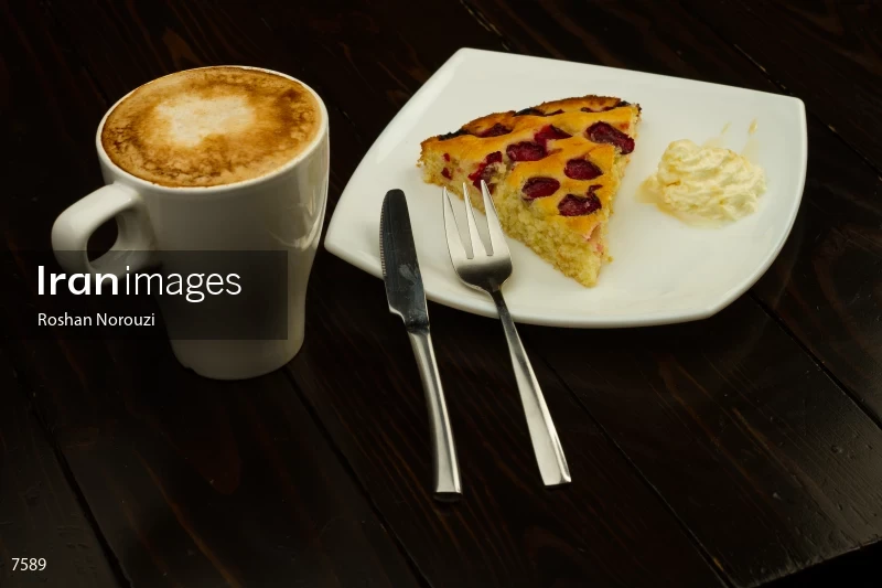 Latte with Sour Cherry pie