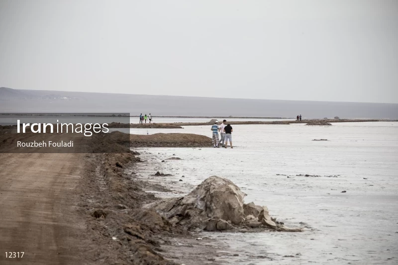 Howz e Soltan Lake