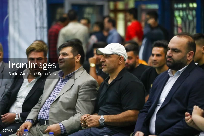 The record setting of Iran's national weightlifting team