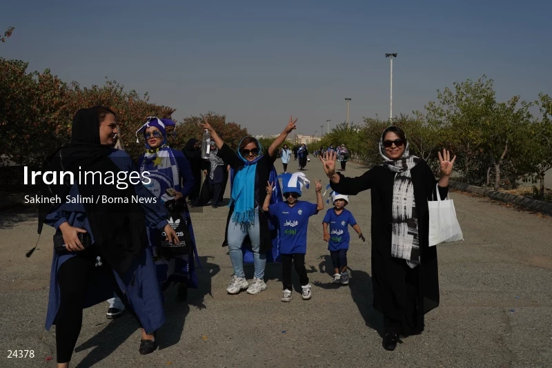 The first attendance of women in the stadium in a match of the Premier Football League of Iran