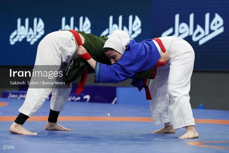 The national championship and selection of the Iranian female Alysh wrestling national team