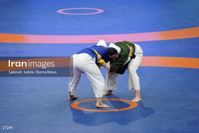The national championship and selection of the Iranian female Alysh wrestling national team