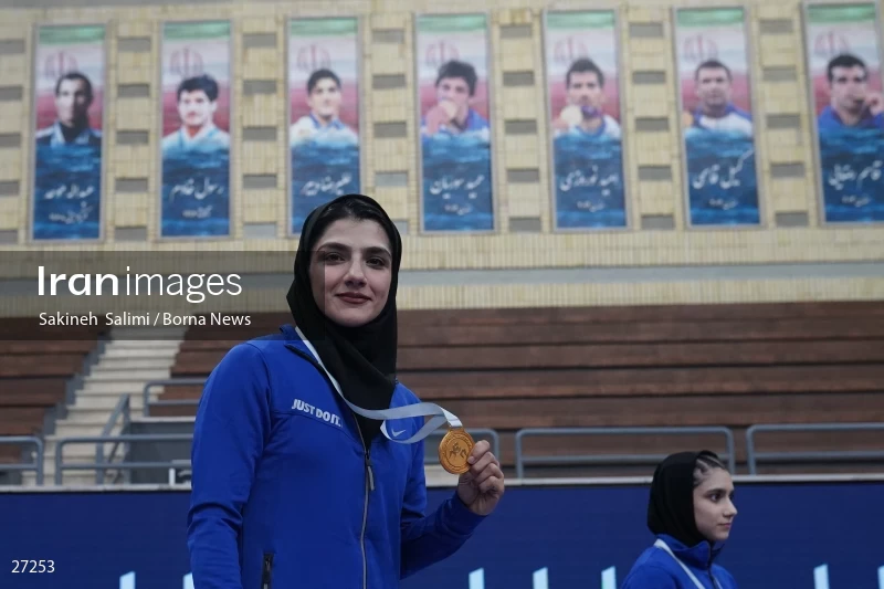 The national championship and selection of the Iranian female Alysh wrestling national team