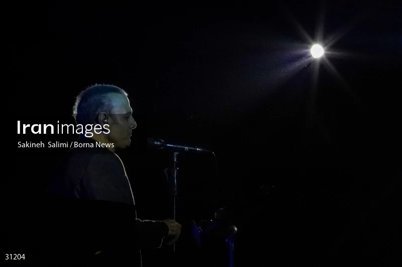 Alireza Ghorbani's concert in Saad Abad cultural and historical complex