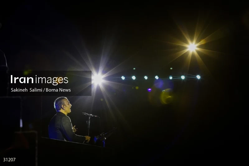 Alireza Ghorbani's concert in Saad Abad cultural and historical complex