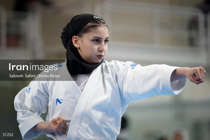 The girls' national karate team selection competition