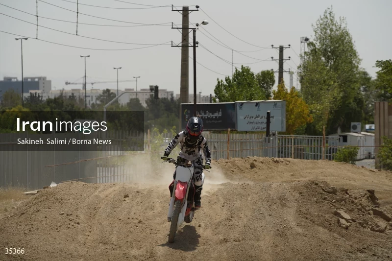 Iranian women's national motocross team