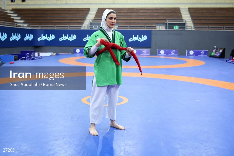 The national championship and selection of the Iranian female Alysh wrestling national team