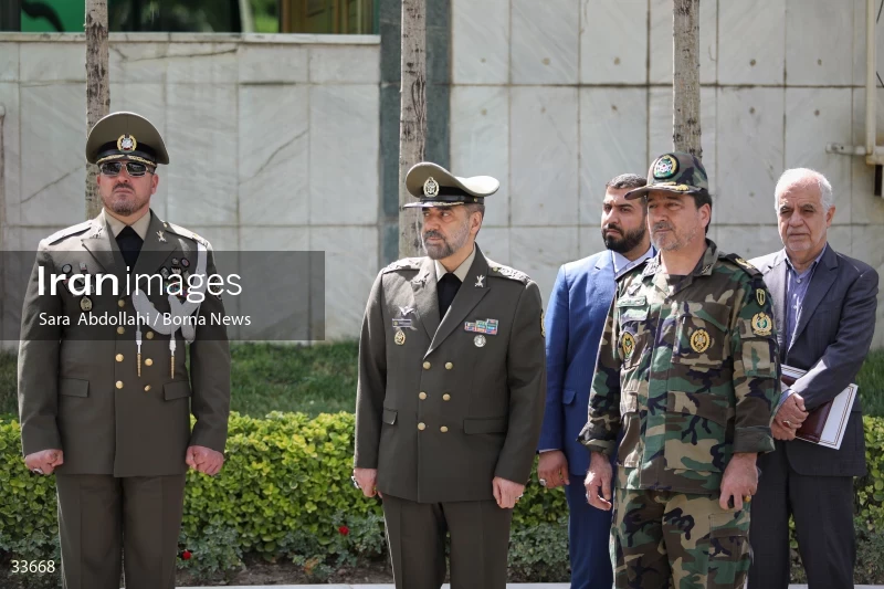 Meeting between the Ministers of Defense of Bolivia and Iran