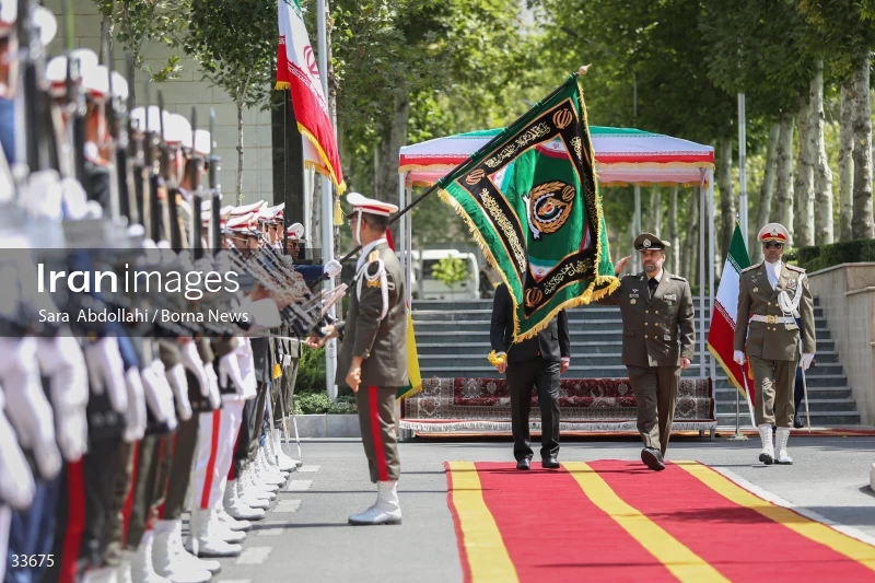 Meeting between the Ministers of Defense of Bolivia and Iran
