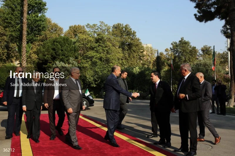 Iran's minister of foreign affairs meets President of Algeria's People's National Assembly