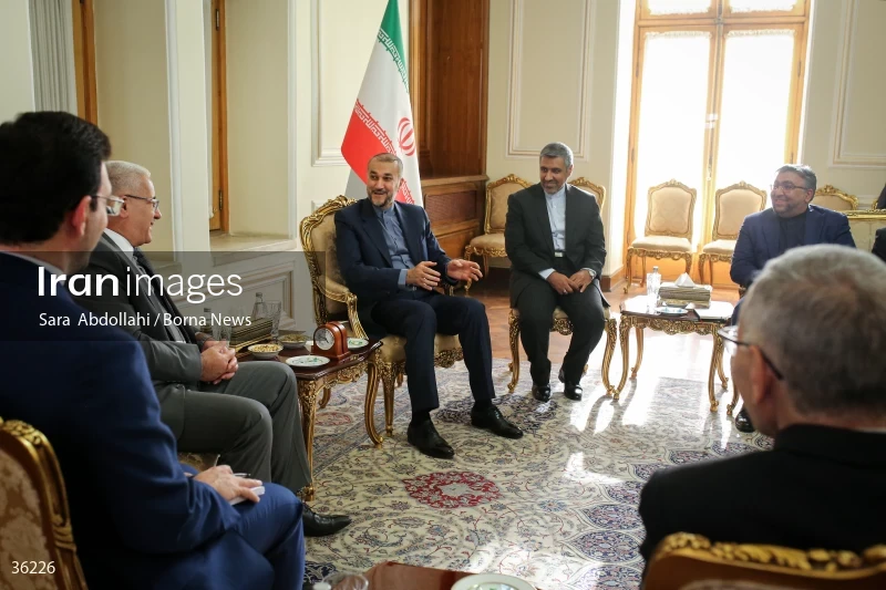 Iran's minister of foreign affairs meets President of Algeria's People's National Assembly