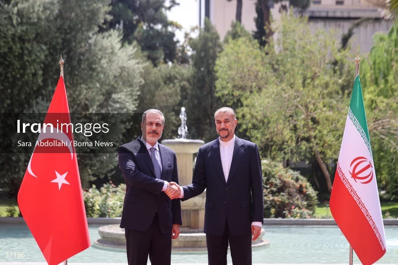 The meeting of the Foreign Ministers of Iran and Turkey