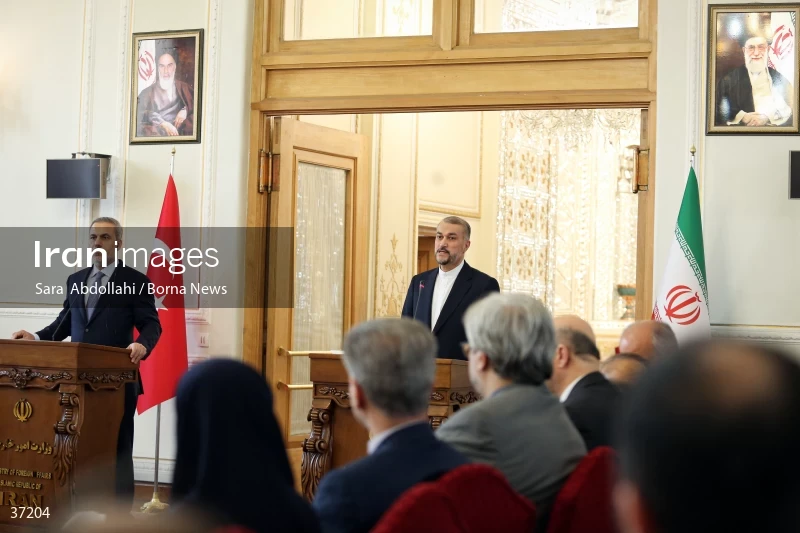 The meeting of the Foreign Ministers of Iran and Turkey