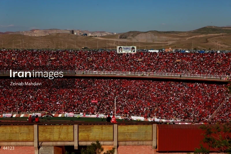 Championship celebration of Tractor Football Club in the 24th Persian Gulf Pro League