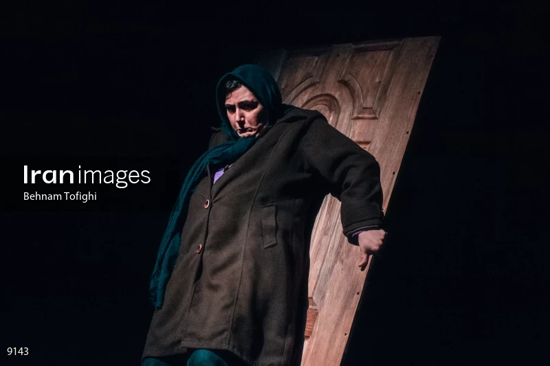 'Amid the clouds' performance