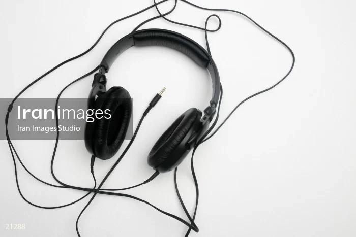 Headphone