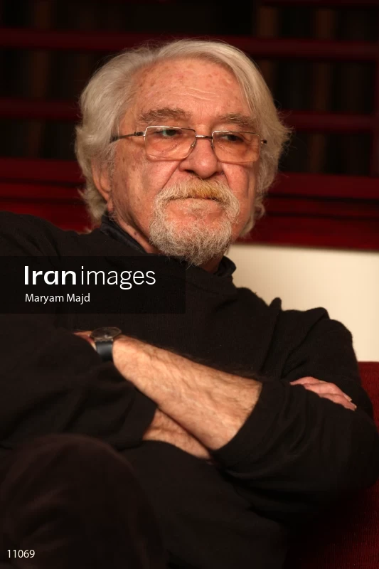 Dariush Shayegan