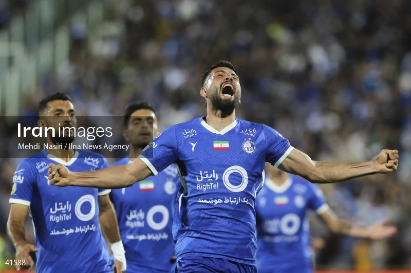 Esteghlal F.C. - Foolad F.C.