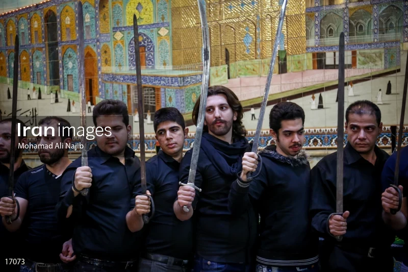 sword dance before Rolling of the torch [Mashal Gardani]